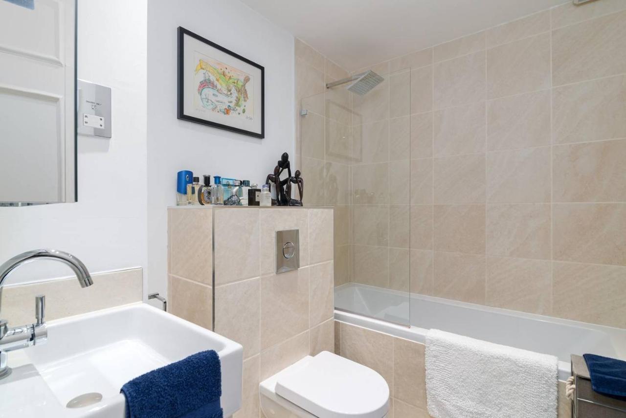 1 Bedroom For 2 Guests In Marvellous Notting Hill London Bagian luar foto